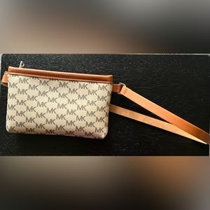 Michael Kors Belt Bag
